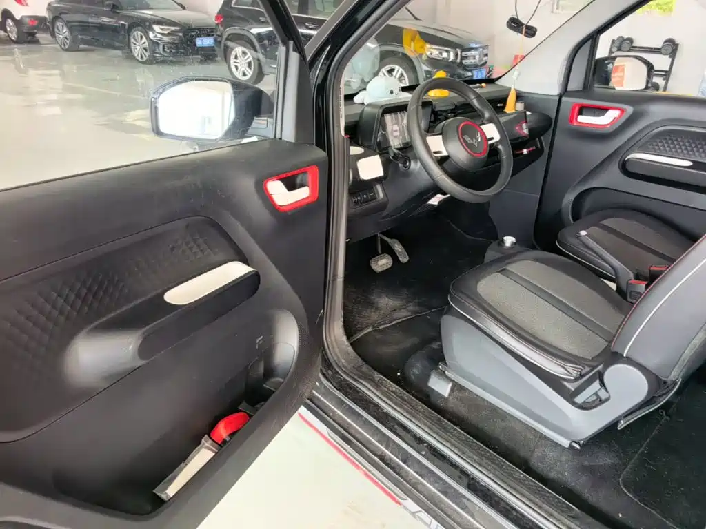 Wuling MINIEV — миниатюра 16