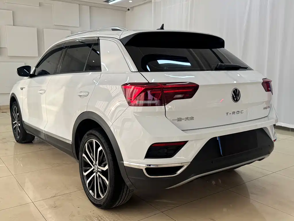 VOLKSWAGEN T ROC EXPLORING SONGS