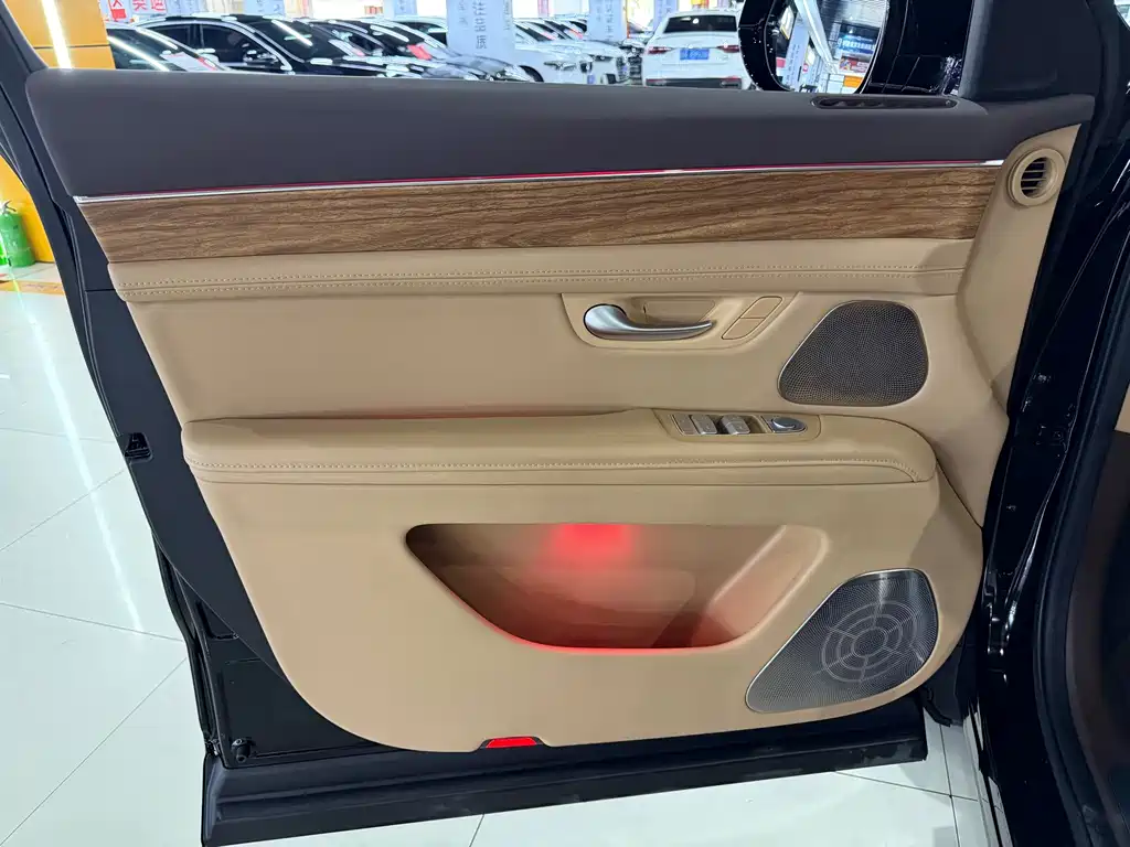 AITO AITO M7 — миниатюра 19