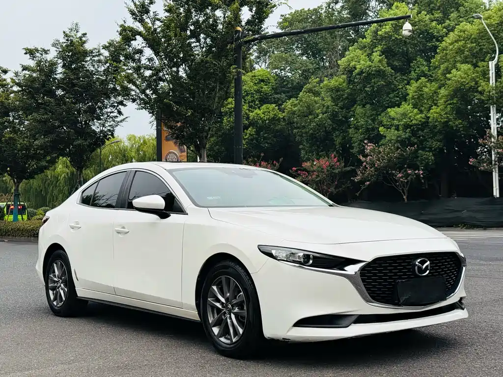 MAZDA  3 ANGKESAILA