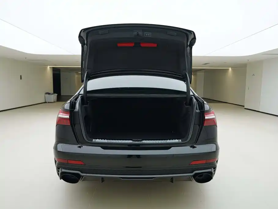 Audi A6L — миниатюра 5