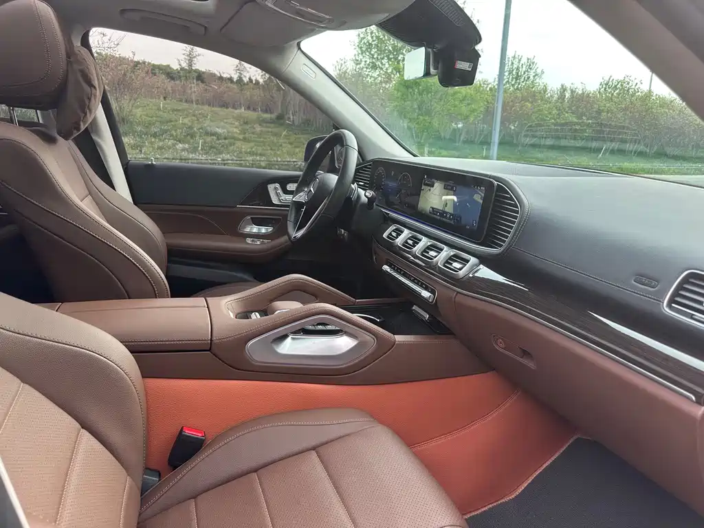 Mercedes-Benz GLE (Import) — миниатюра 4