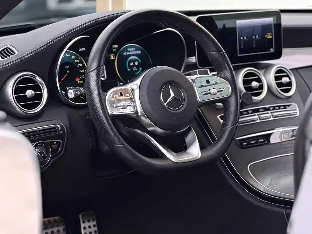 Mercedes-Benz C-Class (Import) — миниатюра 7