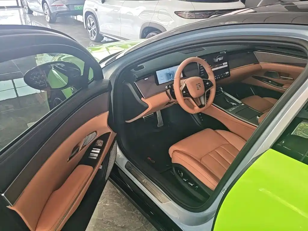 BYD Han L — миниатюра 16