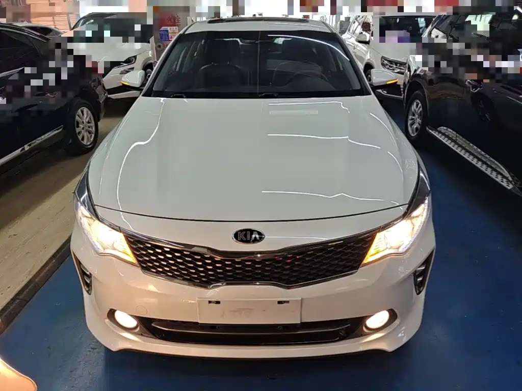 Kia K5 — миниатюра 3