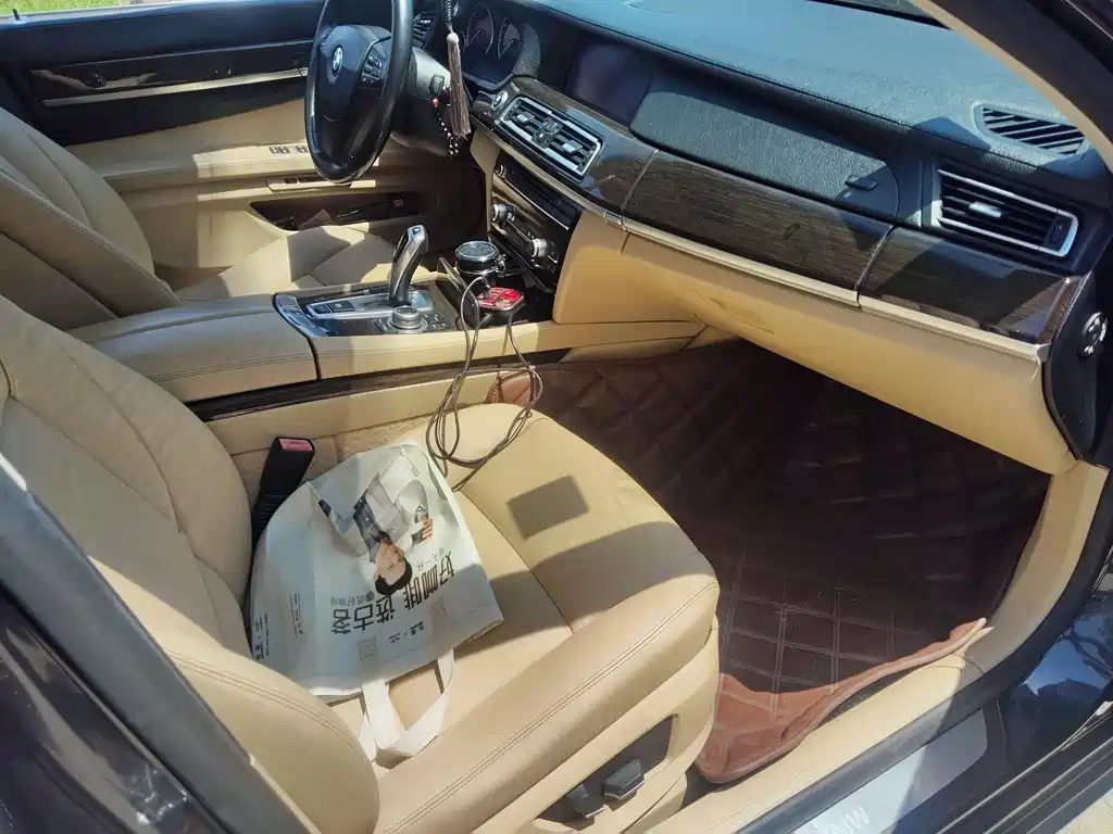BMW 7 Series 7 2009 740Li Luxury