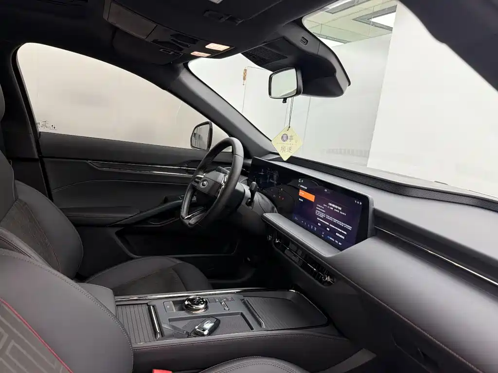 Ford Mondeo — миниатюра 15