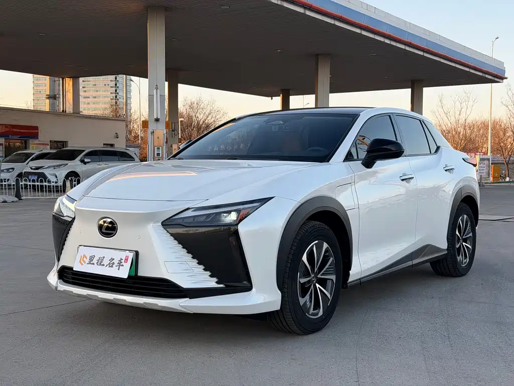 LEXUS RZ
