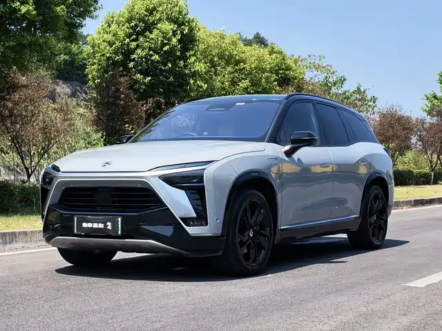 2022 Nio ES8