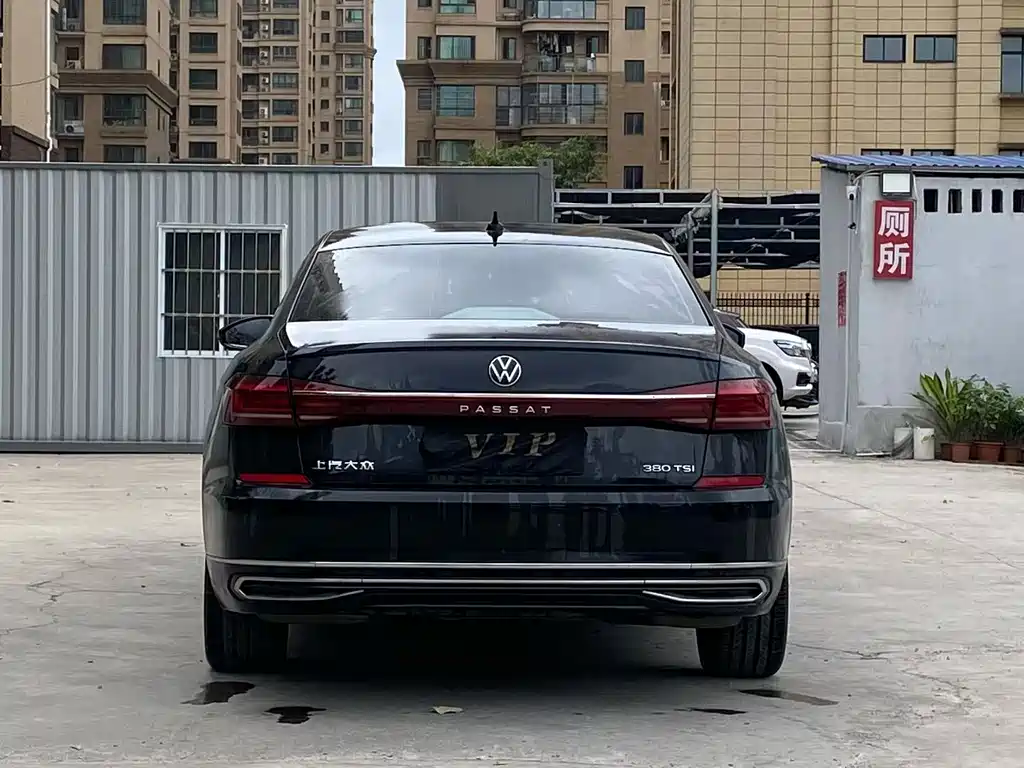 Volkswagen Passat 380TSI Elite Edition, фото 8