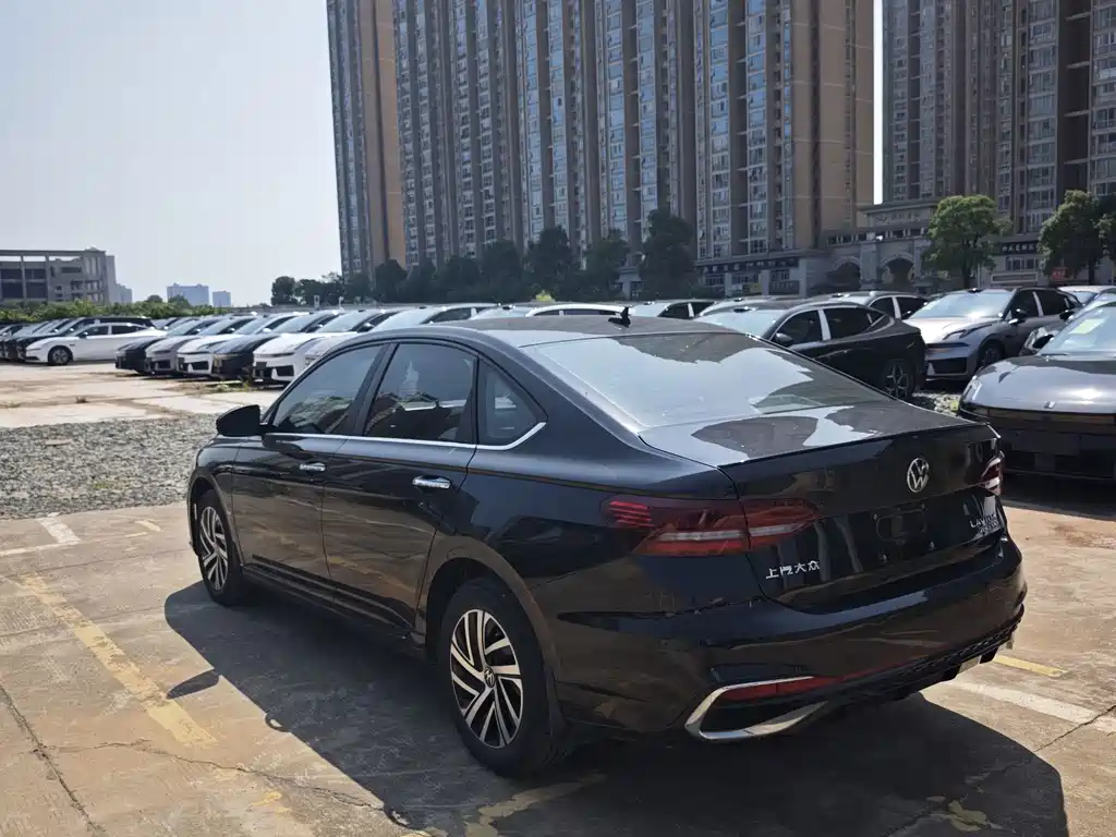 Volkswagen Lavida — миниатюра 8