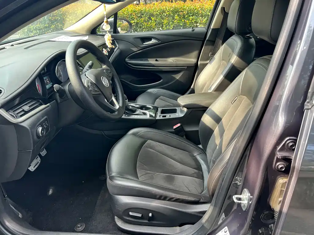 Buick Verano — миниатюра 9