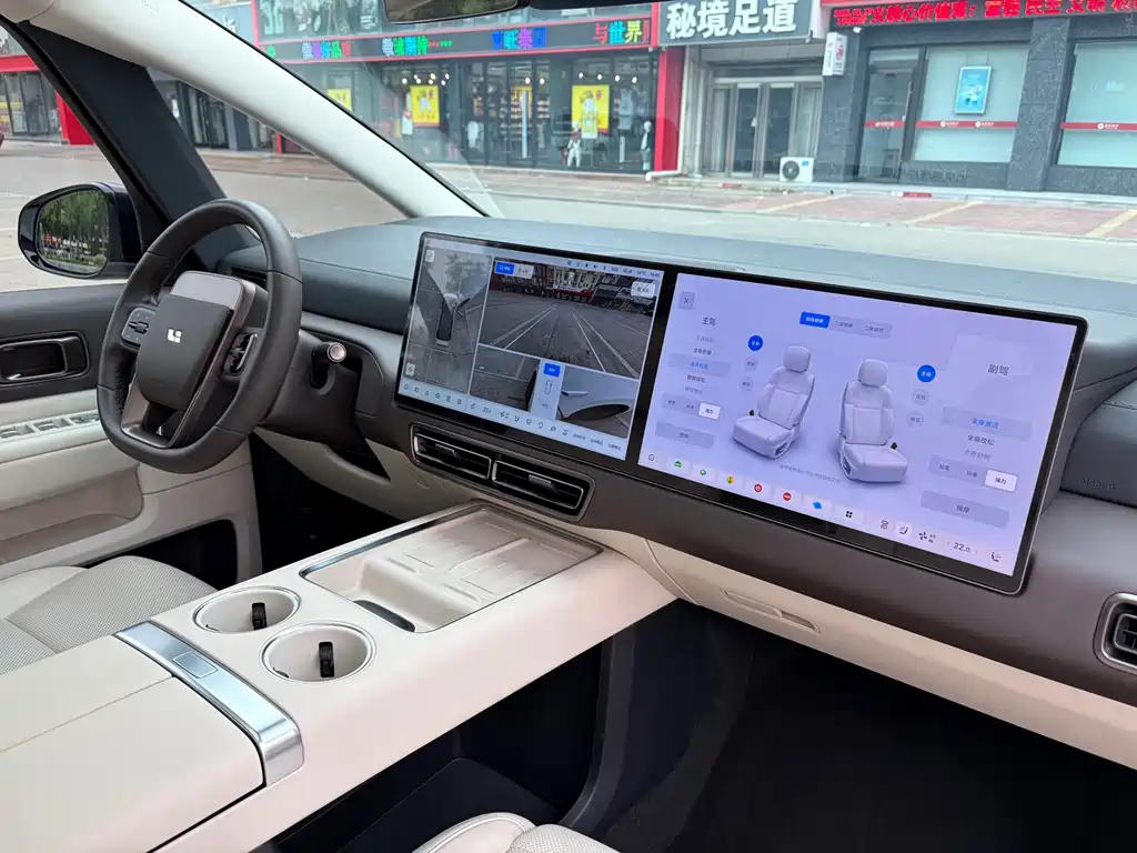 Li Auto Li MEGA — миниатюра 14