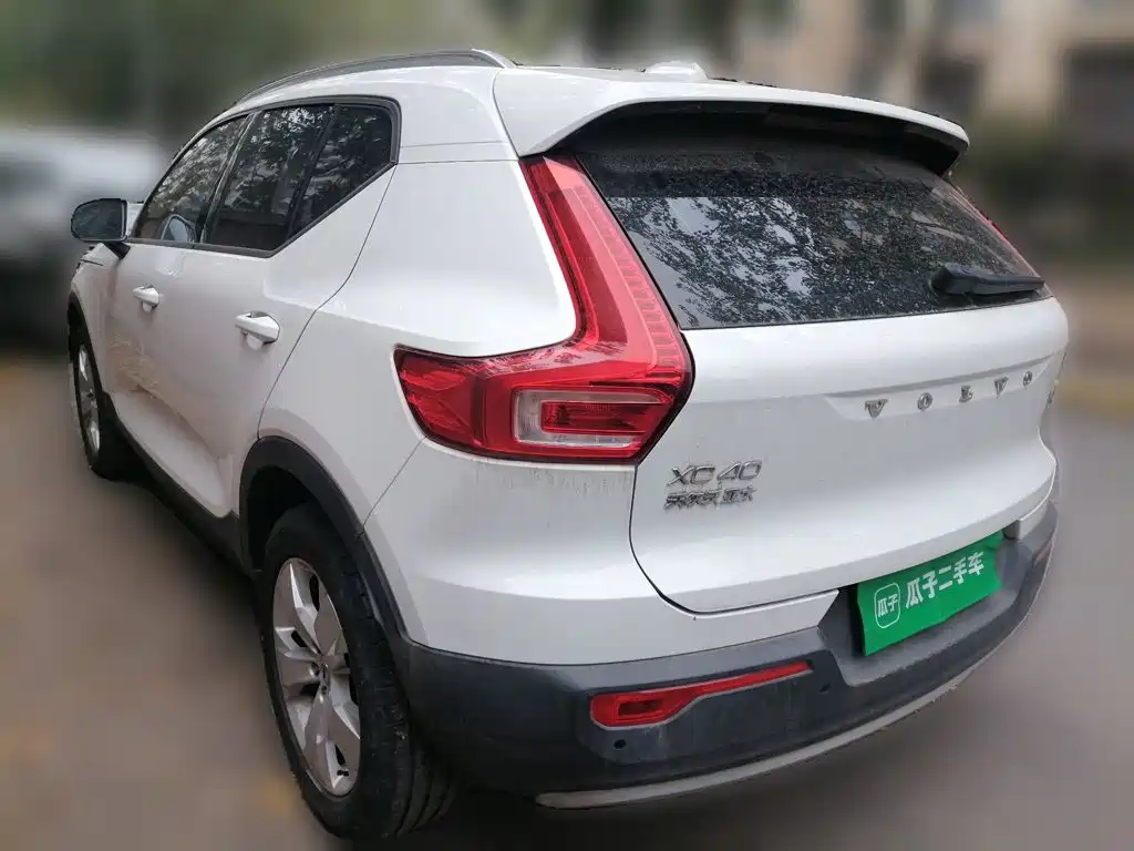 Volvo XC40 — миниатюра 4