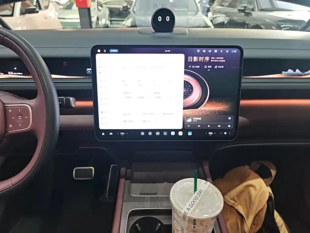 NIO ES8 — миниатюра 13