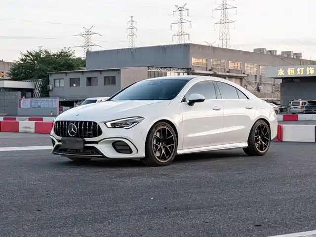 Mercedes-Benz CLA AMG 2020 AMG CLA 45 4 MATIC+ — фото 1
