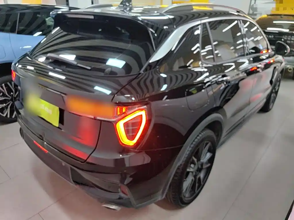 Lynk & Co 01 — миниатюра 7