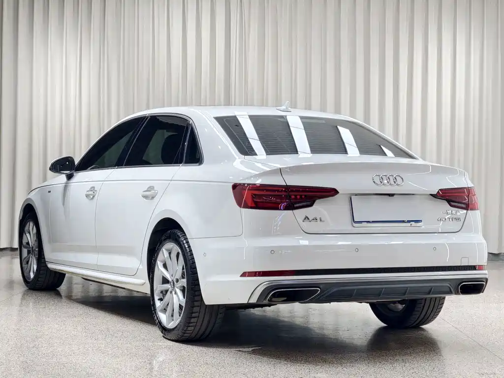 Audi A4L — миниатюра 4