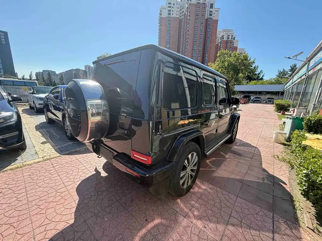 Mercedes-Benz G-Class — миниатюра 11