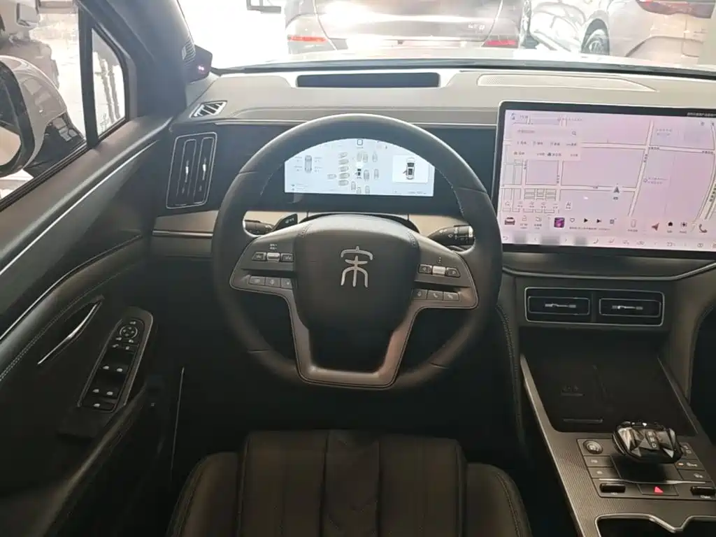 BYD L DM-i — миниатюра 11