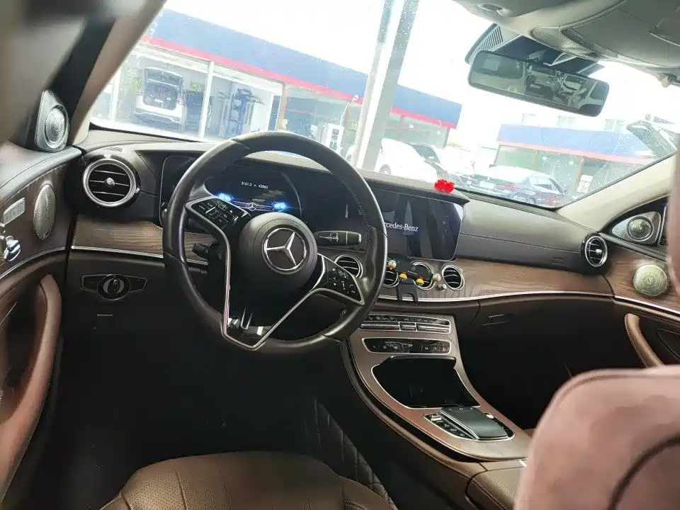 Mercedes-Benz E-Class E 2022 E 300 L Luxury
