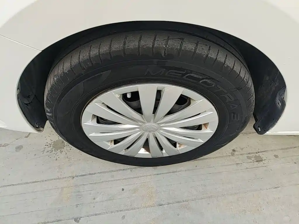 Volkswagen Santana — миниатюра 23
