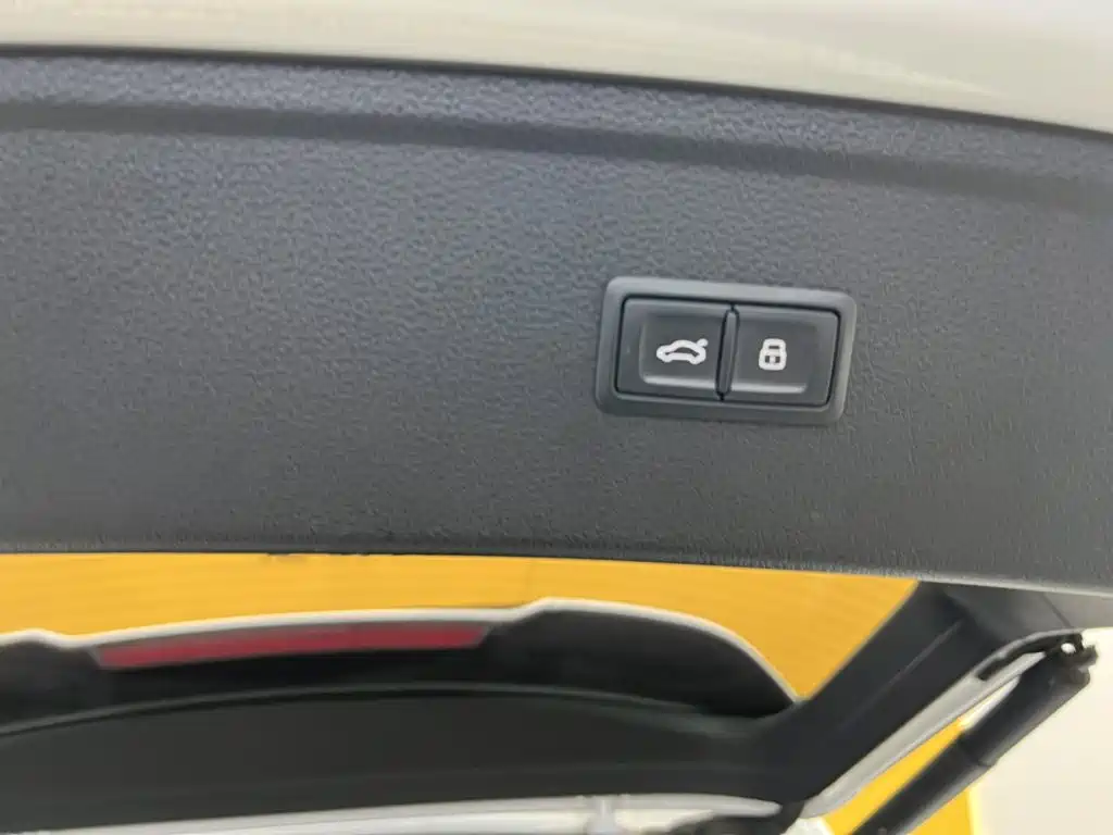 Audi Q5L — миниатюра 26