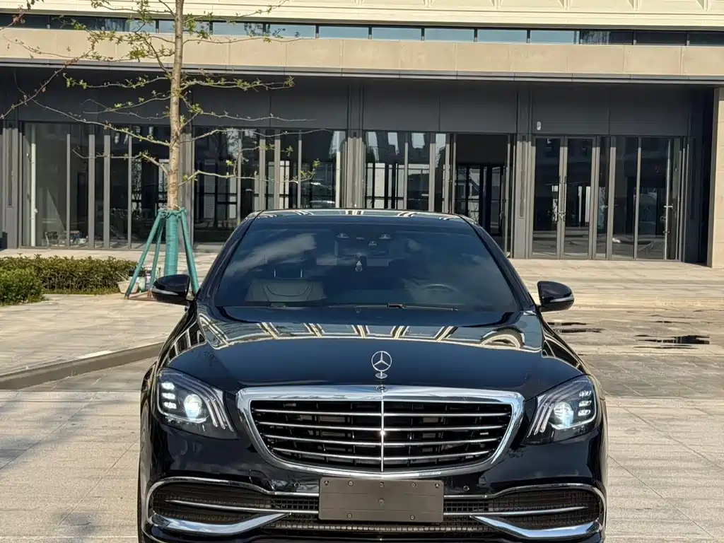 Mercedes-Benz S-Class — миниатюра 2