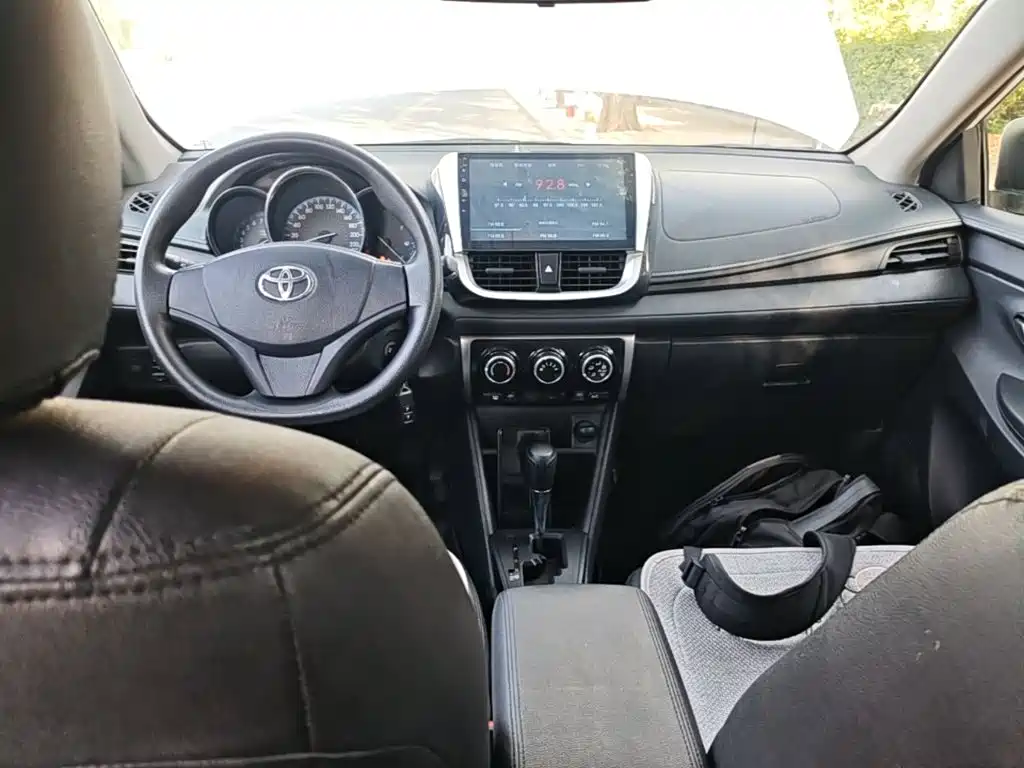 Toyota Vios FS — миниатюра 10