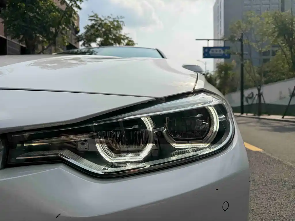 BMW 3 Series — миниатюра 5