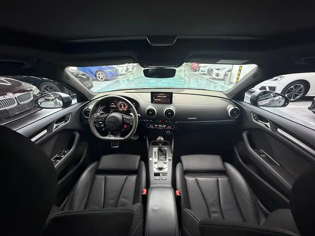 Audi RS 3 — миниатюра 9