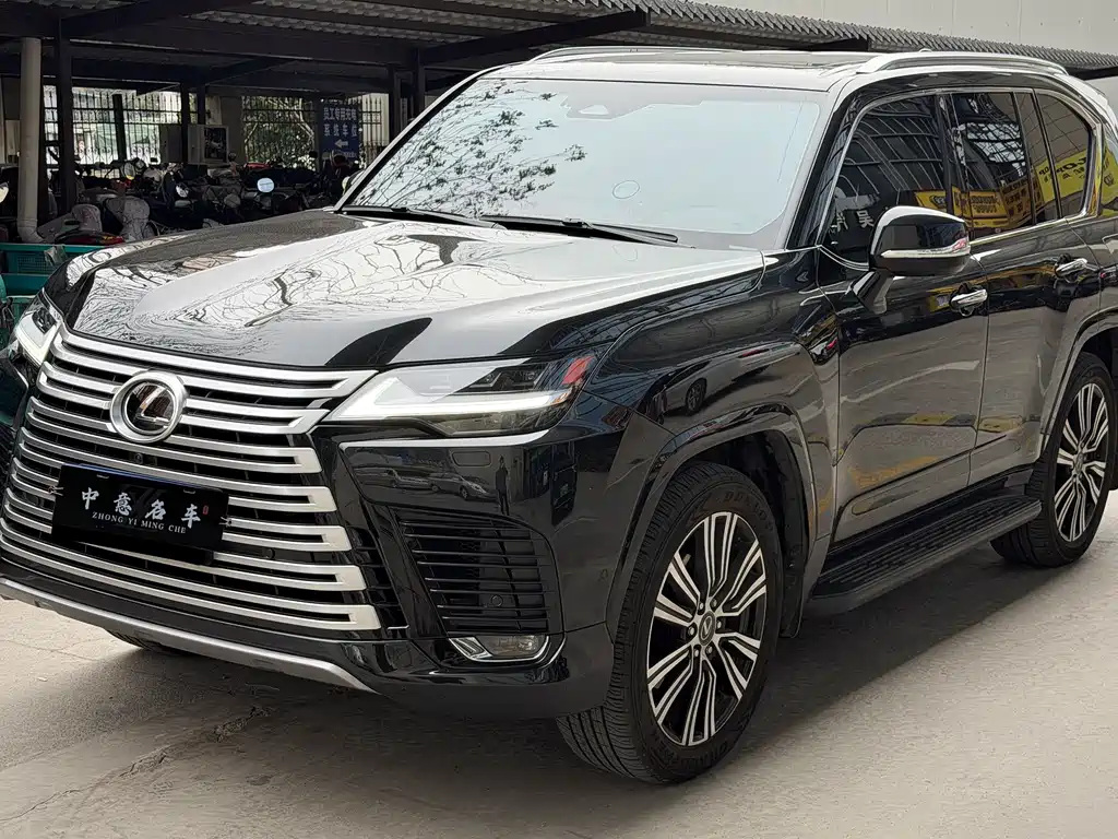 LEXUS LX