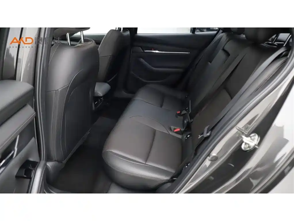 Mazda 3 Axela — миниатюра 7