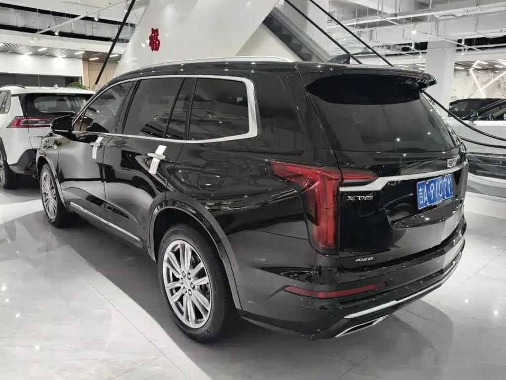 Cadillac XT6 — миниатюра 4