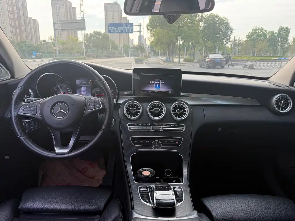 Mercedes-Benz C-Class (Import) — миниатюра 9