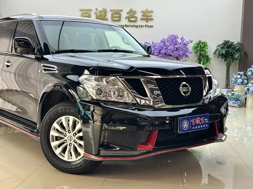 Nissan Patrol — миниатюра 4