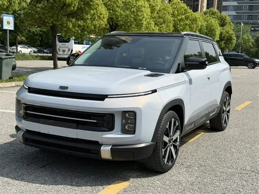 Geely Icon 2024