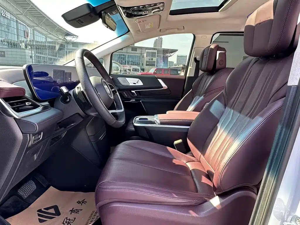 Buick Century 2023 2.0T мест