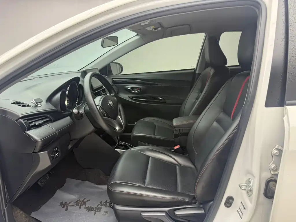 TOYOTA YARIS L ZHIXUAN