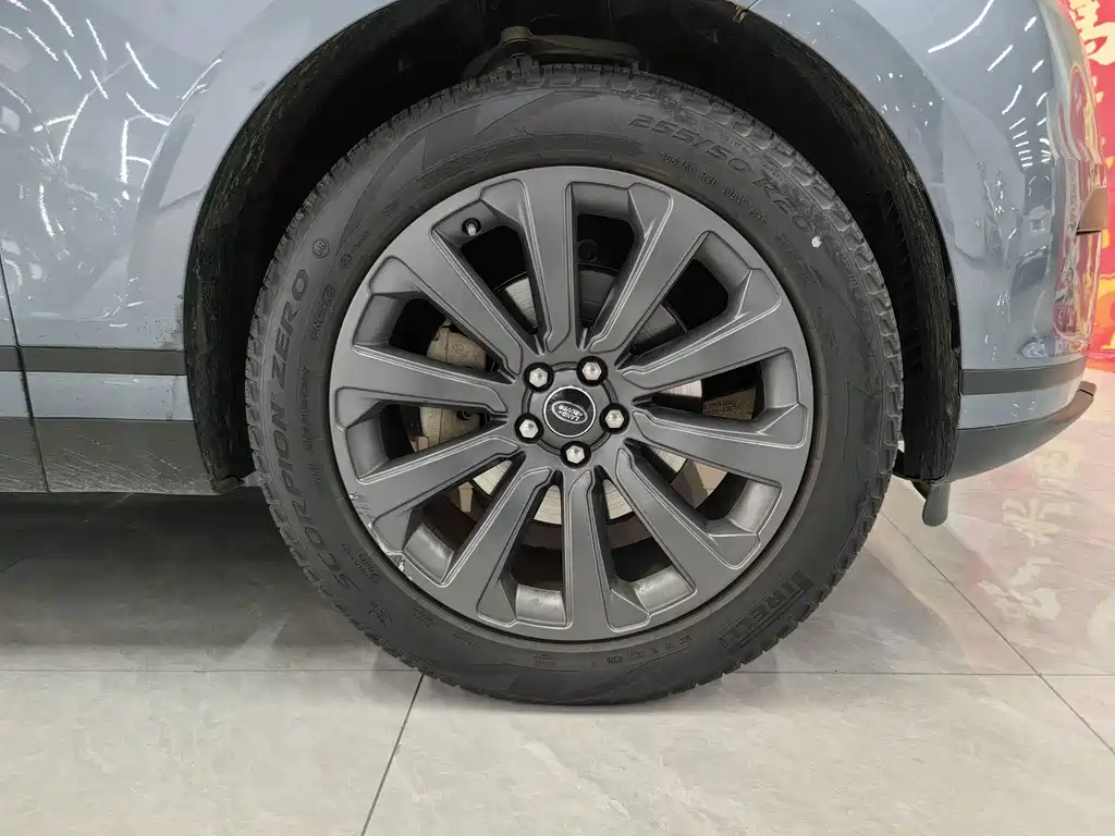 Land Rover Velar — миниатюра 9