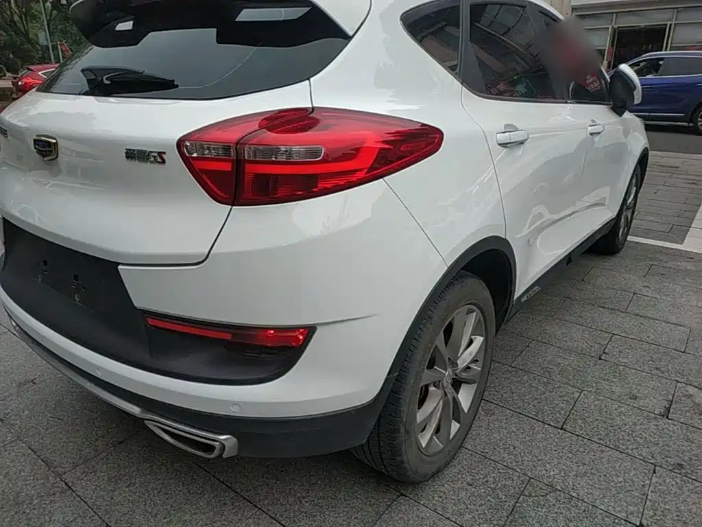 Geely Emgrand GS — миниатюра 8