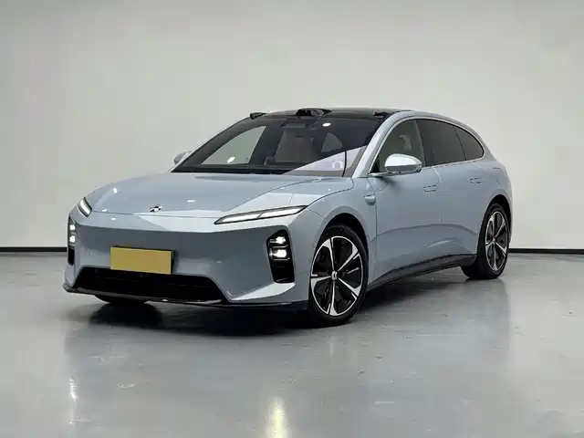 2025 Nio ET5