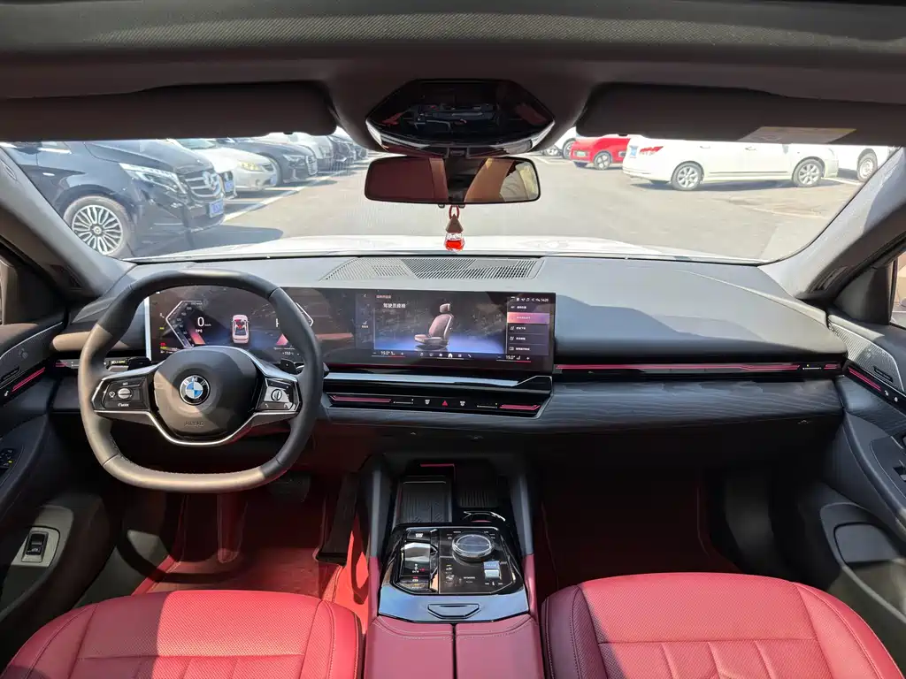 BMW 5 Series 5 2024 525Li Luxury