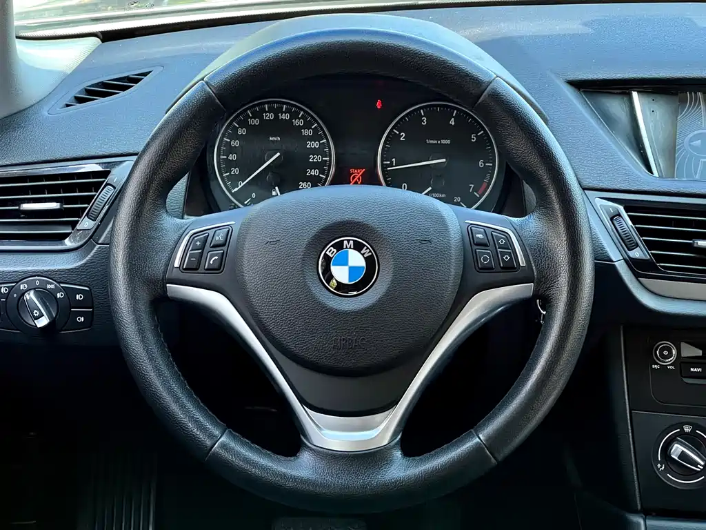 BMW X1 — миниатюра 17