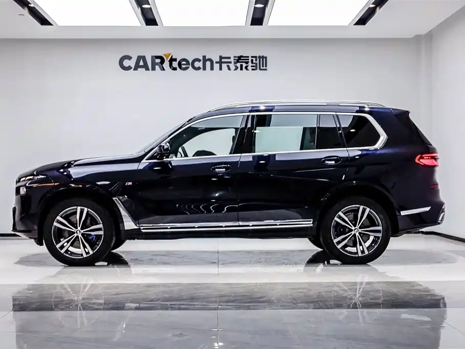 BMW X7 2023 xDrive40i Premium M Sport