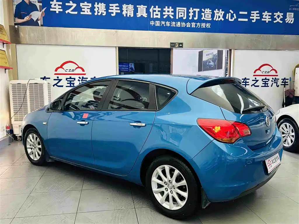 Buick Excelle — миниатюра 7