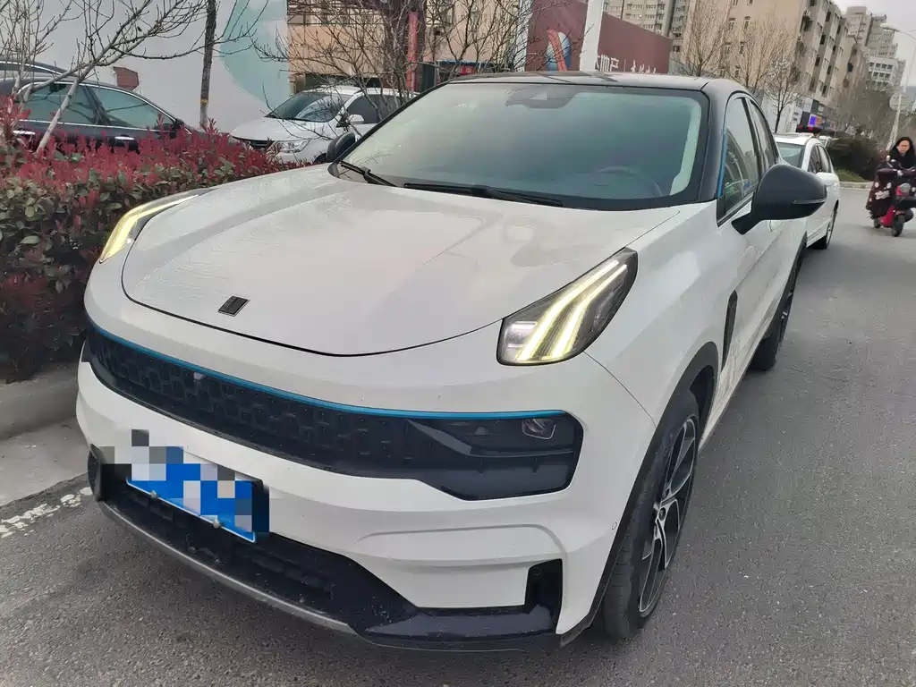 Lynk & Co 05 2021