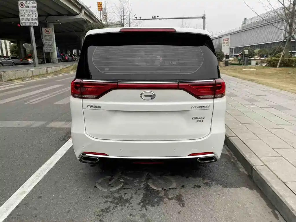 GAC TRUMPCHI M8