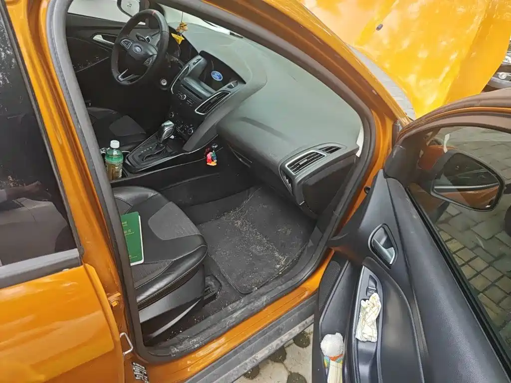 Ford Focus — миниатюра 20