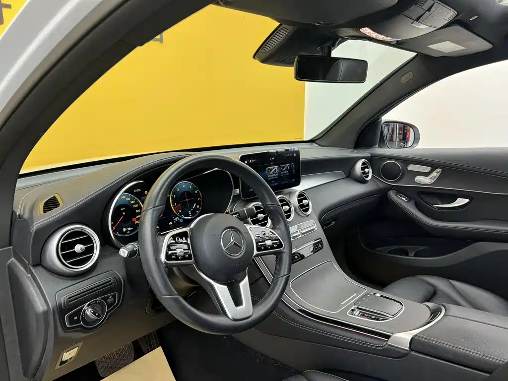 Mercedes-Benz GLC Coupe — миниатюра 23